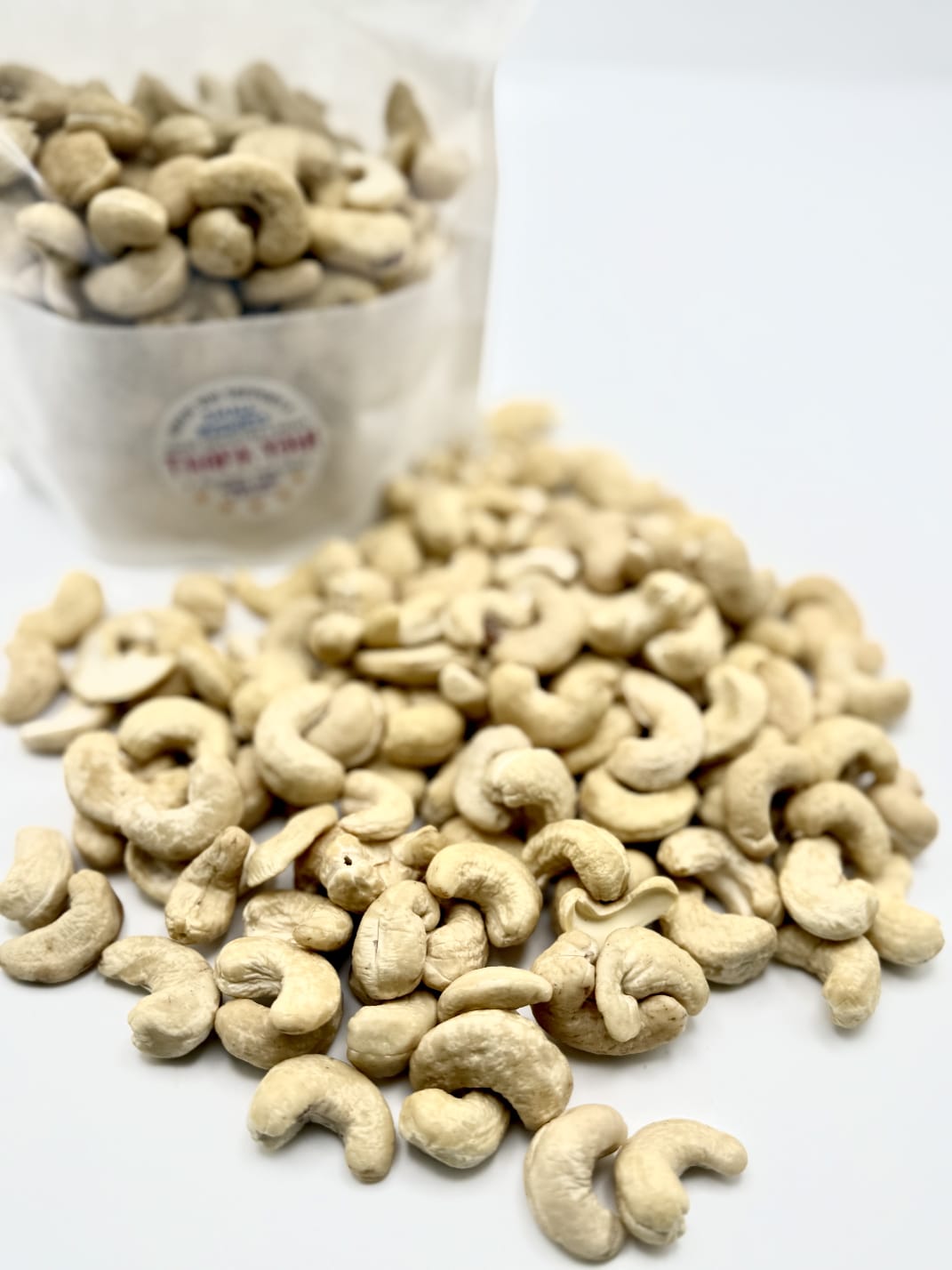 Cashew Nuts - Raw Whole Cashew Protein Snack -Healthy Snackin