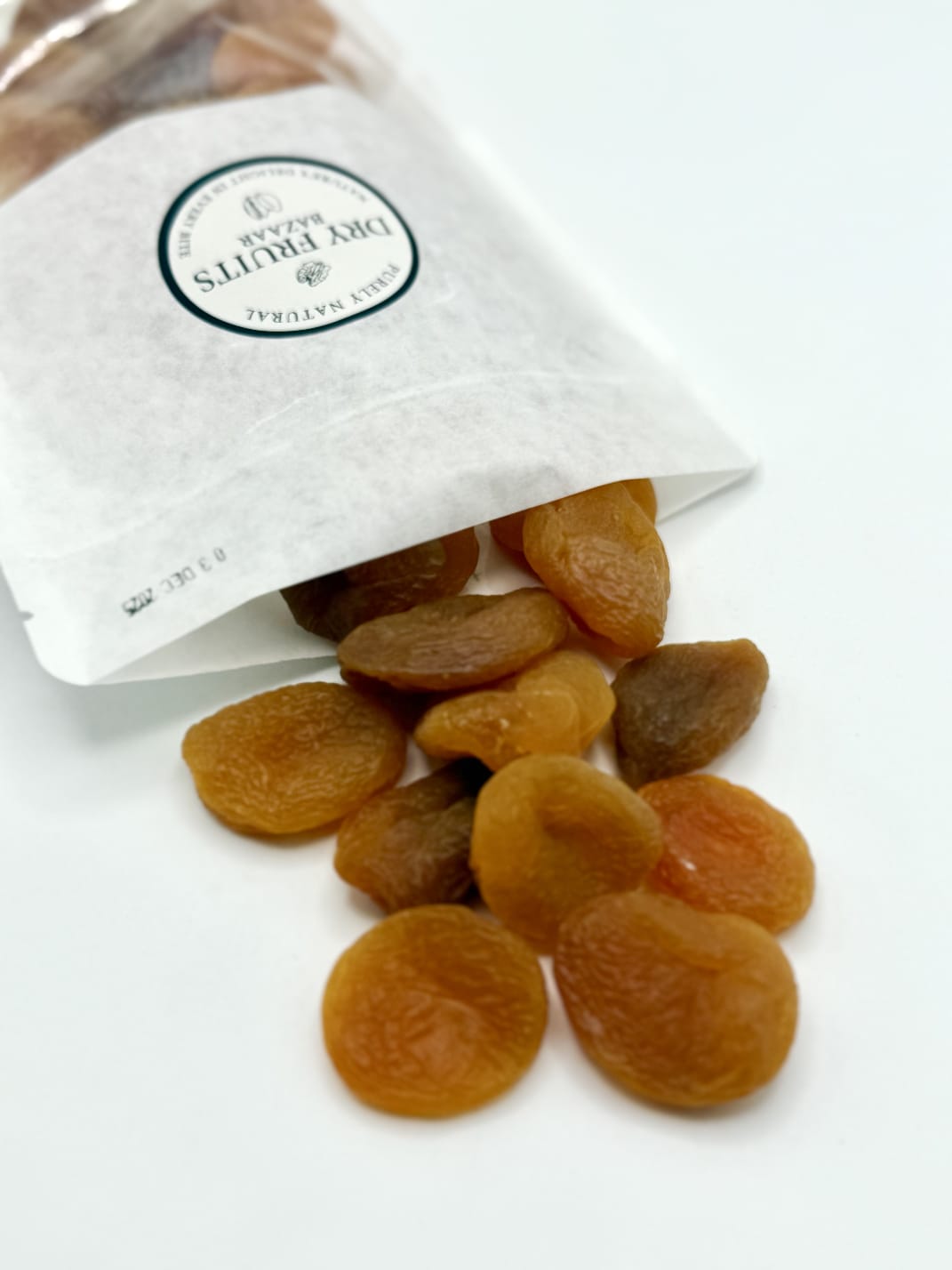 Pitted Apricots - Nutrient-Rich Natural Snack - Dried Apricots