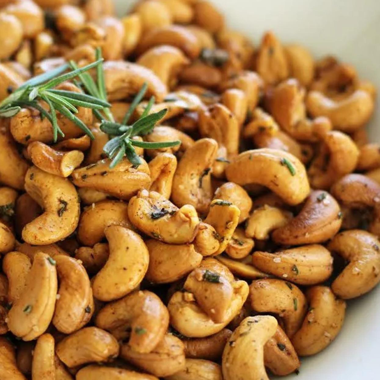 Cashews (Smokey Roasted)